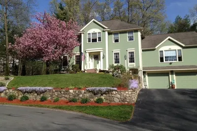 141 Eastgate Road 1