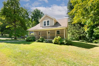54 Maple St