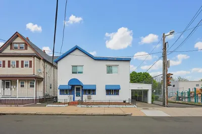 262-264 Pearl St 1