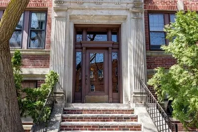 6 Lanark Road #1