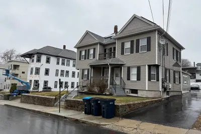 9 Whitcomb St #2R 1