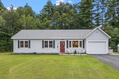 56 Robin Ln