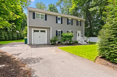 157 Brooks St 1