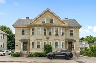 257 Rogers St #2