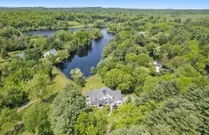 Weston, MA