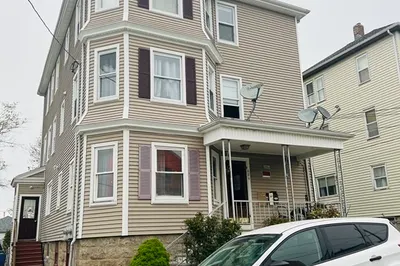 684 Penn St 1