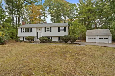23 Acorn Circle 1