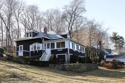 25 Pine St