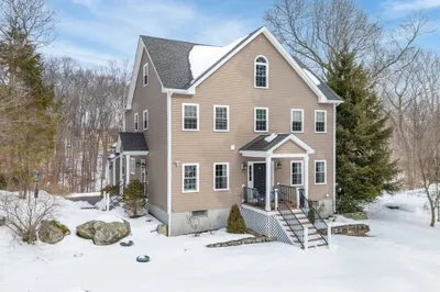 69 Pearson Dr 1