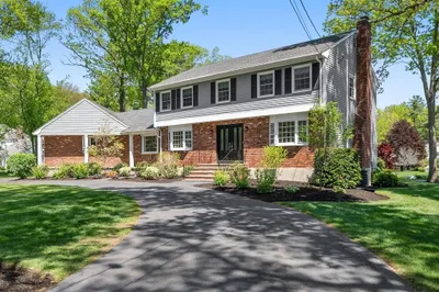 60 Perry Drive 1
