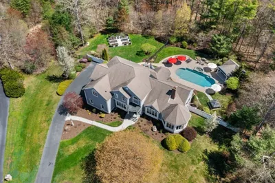 23 Roxanne Road 1