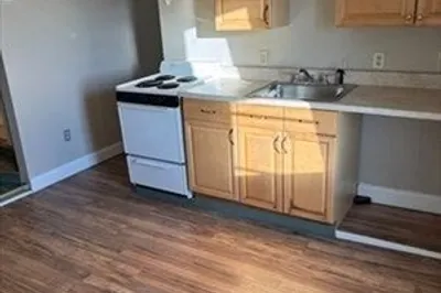 41 Dunham St #3R