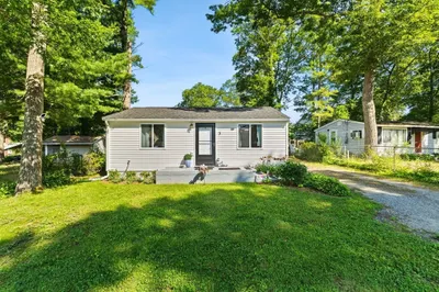 3 Violet St