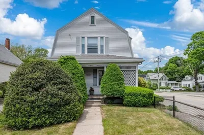 142 Broad St