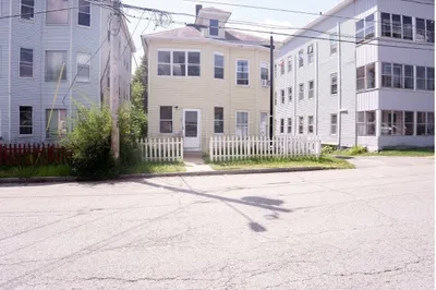18 Knowlton St 1
