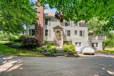 212 Prescott St 1