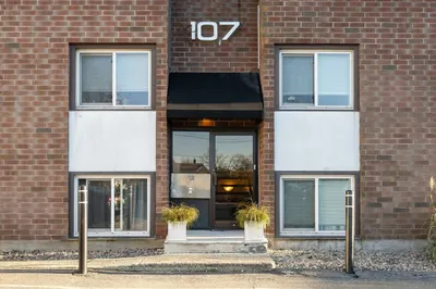 107 Walnut St #1