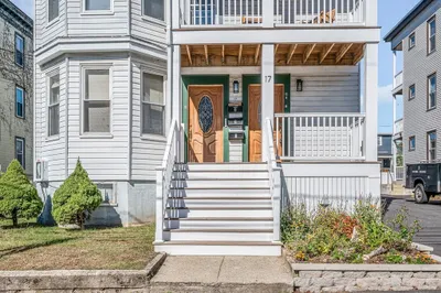 17 Sturgis St #1