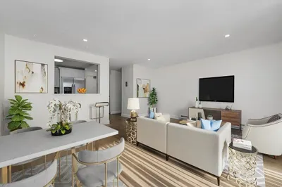 45 Oval Rd #12