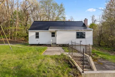 7 Darrow St 1