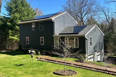 326 W River St 1
