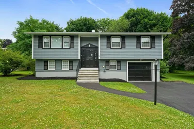 22 Redman Rd 1