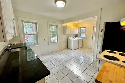 111 Whitwell St #1