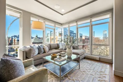 700 Harrison Ave #405