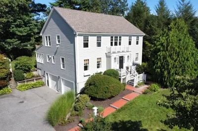 52 Lincoln Rd 1