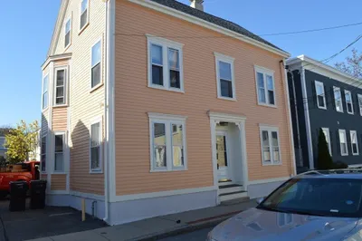 16 Bentley St #3 1