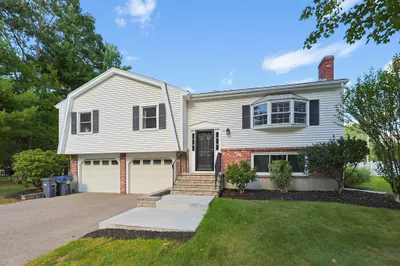1 Garrison Dr 1