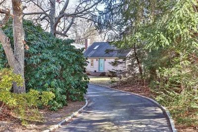 4 Great Hill Rd 1