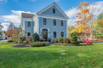 671 Main Street #1 1