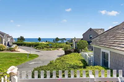 4 Brant Rock Rd #4 1