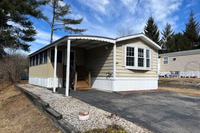 126 Pine Ave 1