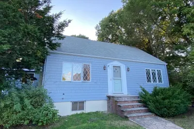 16 Carroll Court 1