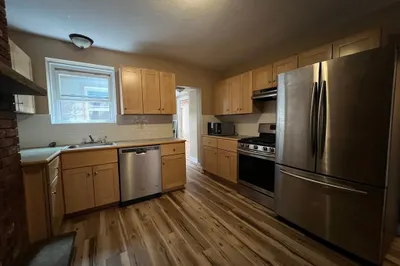 99 Salem St #1