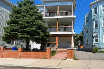 12 Crowell St #2 1