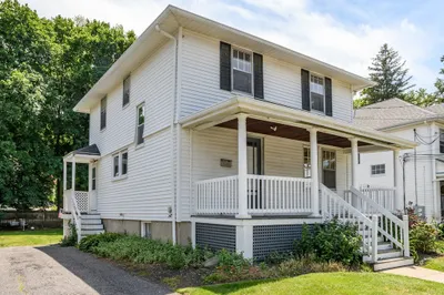 20 Circular Ave 1