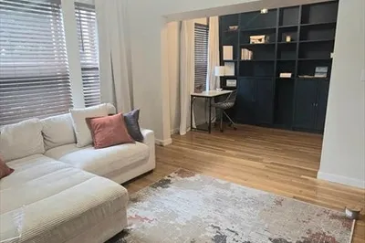 407 Washington St #2 1