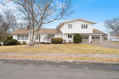 17 Chatham Rd