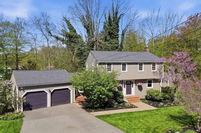 33 Whittier Dr