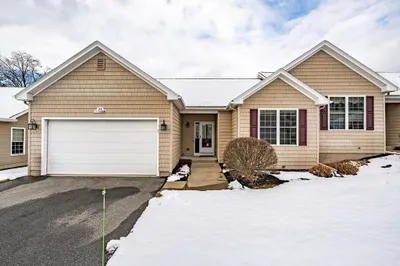 24 Jacobs Way #24 1