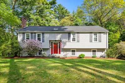 50 Indian Pond Rd 1