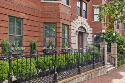 75 Clarendon St #505