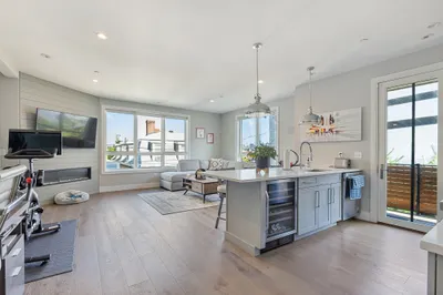 7 Baker Ct #1