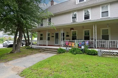 66 Lake St #66 1