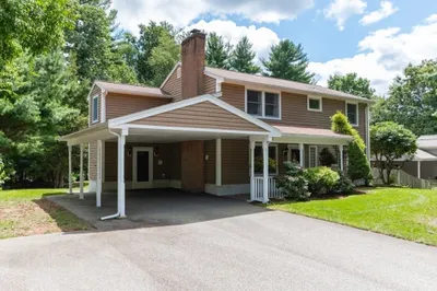 6 Four Acres Drive 1