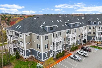 16 Taylor Drive #3007 1