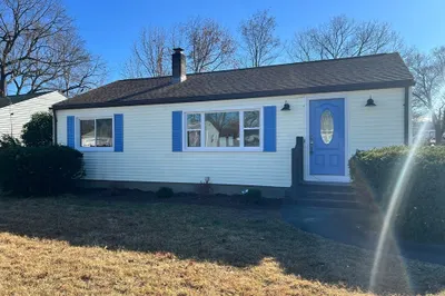 43 Falmouth Rd 1